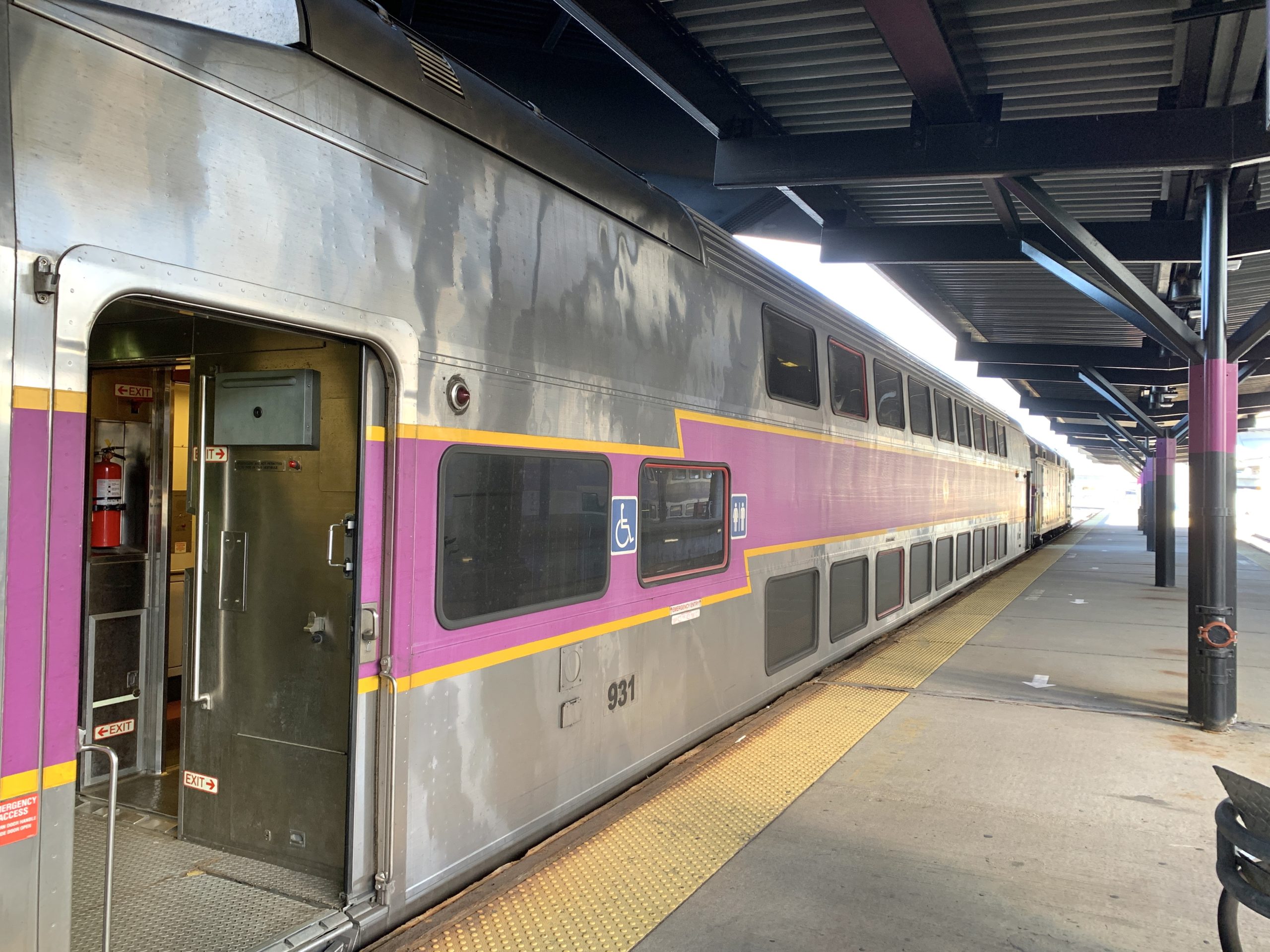 Train from Logan Airport in Boston to Salem